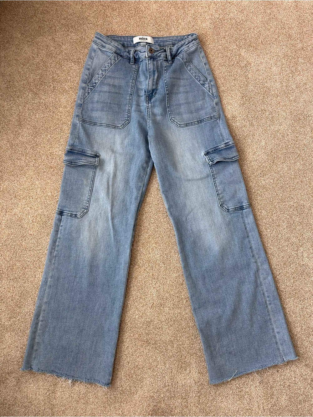 Mica Los Angeles Wide Leg Cargo Jeans Raw Hem Soft Denim Light Wash Size 28